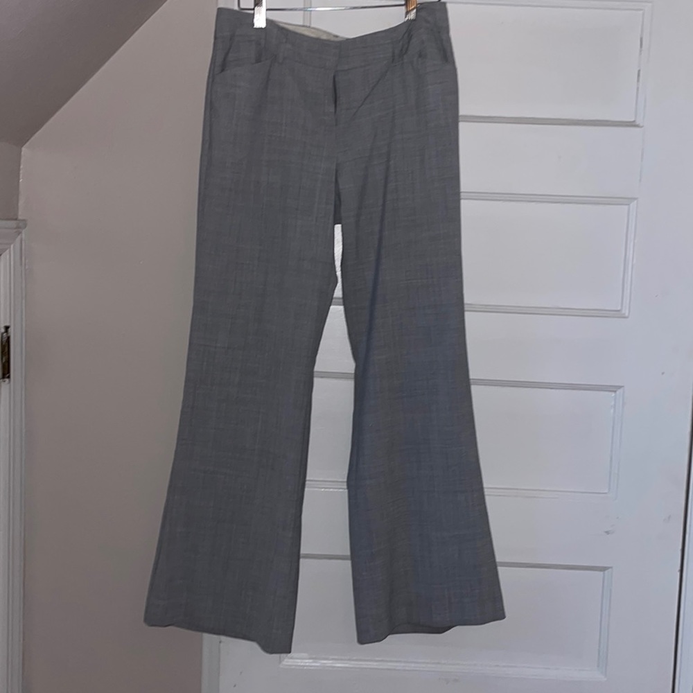 Express Editor Heather Gray Size 6s